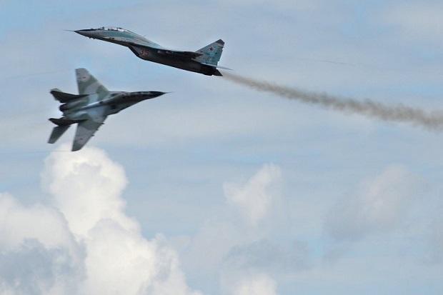 LAGI! Sukhoi TNI AU Usir Pesawat Tempur Amerika di Natuna  