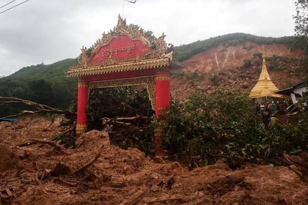 Belasan Orang Tewas Akibat Longsor di Myanmar