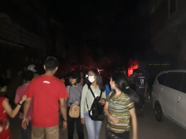 Cerita Jemaat GBI Tabgha Bengkong saat Api Berkobar di Belakang Gereja
