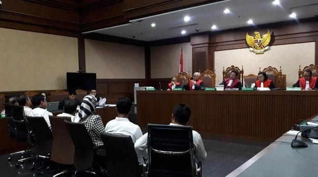 Saksi Akui Setor Duit hingga Sepeda Doorprize untuk Kegiatan Gubernur Nurdin