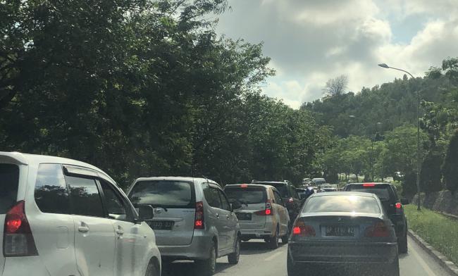 Macet Parah Tiap Hari, Tiban ke Baloi Makan Waktu 1,5 Jam