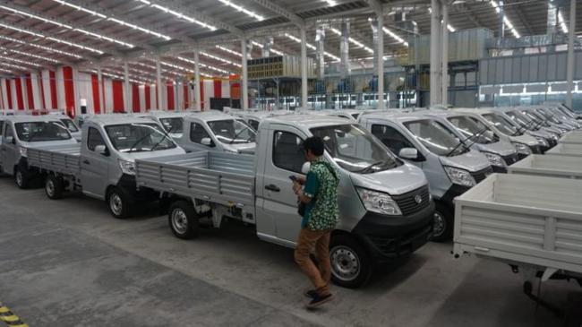 Jokowi: Esemka Bukan Mobil Nasional