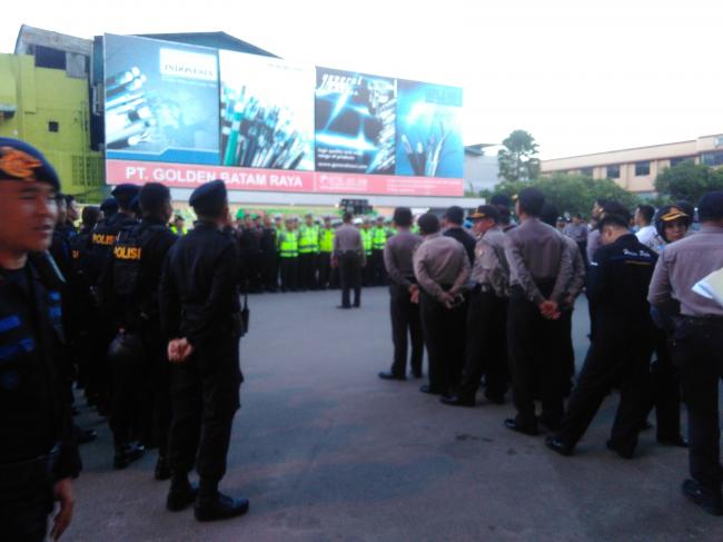 Ratusan Personil Polisi Kawal Pawai Takbir di Batam