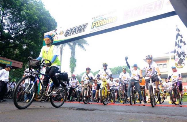 Sport Tourism Padjadjaran Fun Bike 2018, Peserta Diajak Keliling Bandung