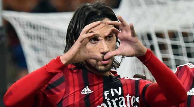 Mantan Bek AC Milan Ini Mendadak Ikuti Perkembangan Arema