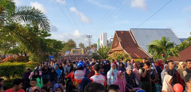 Gelaran MRSF di Natuna: Hampir Semua Warga Ranai Tumpah Ruah di Jalan