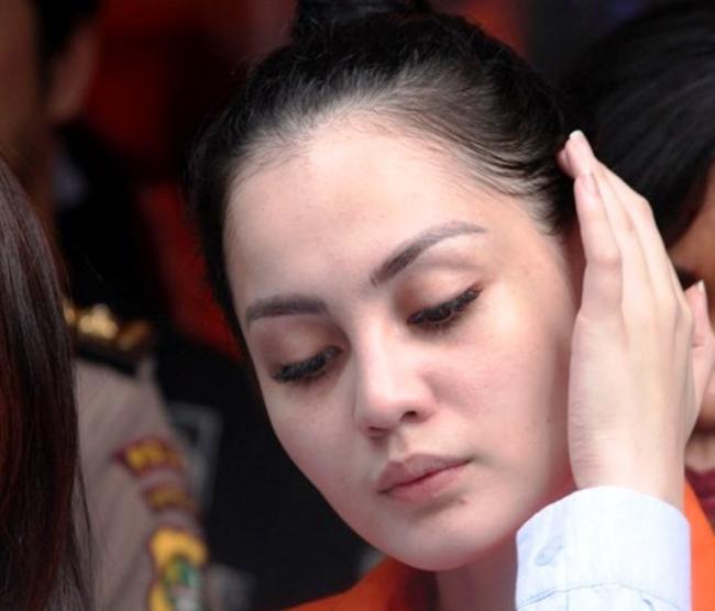 Vonis Jennifer Dunn: Empat Tahun Penjara dan Denda Rp 800 Juta