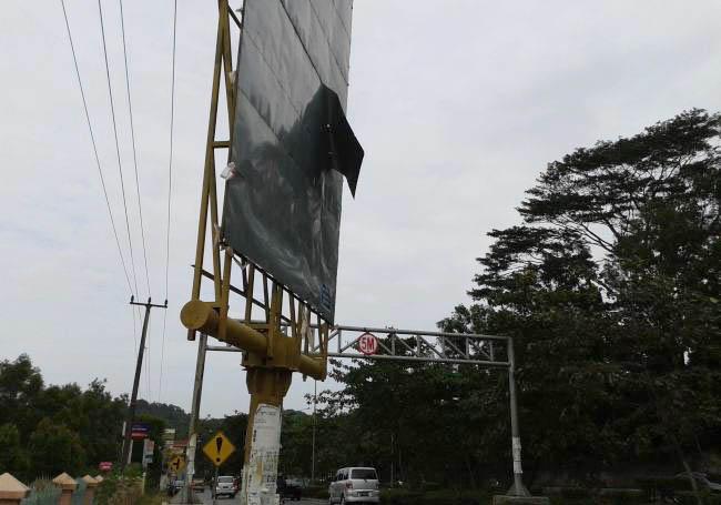 Siap-siap, Setengah Reklame di Kota Batam akan Ditertibkan