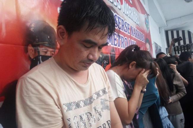 Sejumlah Artis Ditangkap Polisi, Pesta Sabu?