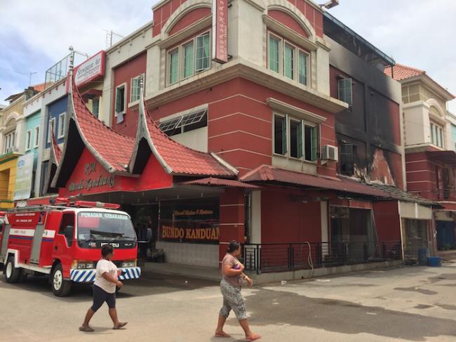 Kebakaran Rumah Makan Bundo Kanduang Tidak Ada Korban Jiwa
