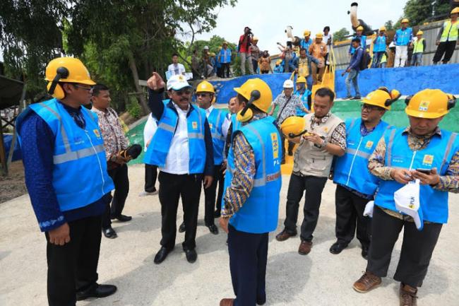 Gubernur Resmikan Pembangkit Baru, PLN Karimun Kini Kelebihan Daya Listrik