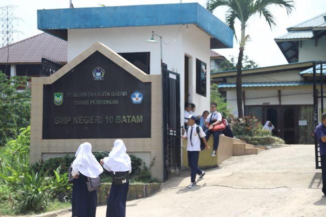 Suasana Proses Belajar Mengajar SMPN 10  Usai OTT PPDB