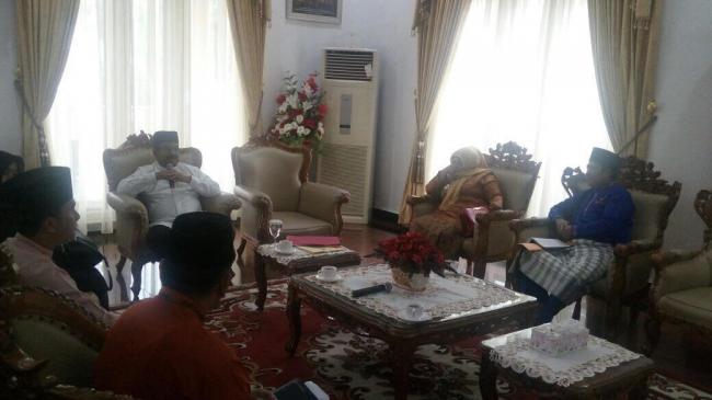 Bupati Karimun Serius Bentuk Tim Satuan Kebersihan