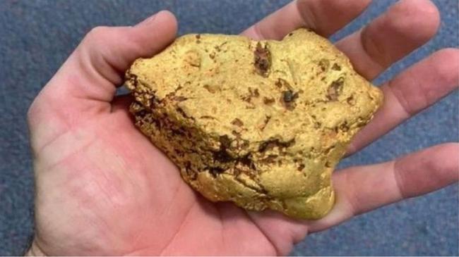 Bongkahan Emas Senilai Rp 1 M Ditemukan Pria Australia