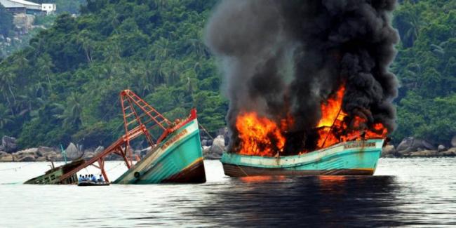 TNI AL Kembali akan Tenggelamkan Tiga Kapal Nelayang Asing di Natuna