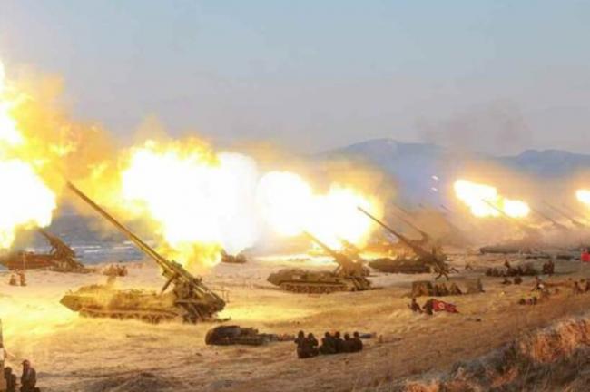 Kapal Induk Amerika Tiba, Korut Tembakkan Artileri Besar-besaran