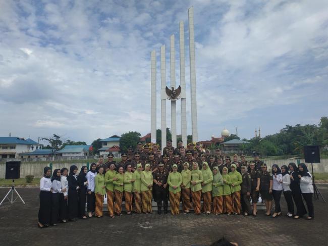 Hari Bhakti Adhyaksa, Kejari Batam Tabur Bunga di TMP