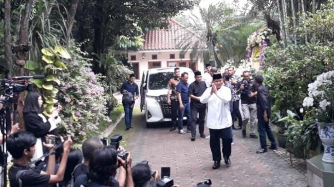 Prabowo Sambangi Rumah SBY Sampaikan Duka Cita