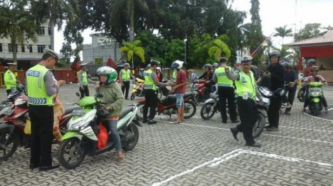 Polisi: Pengendara Taat Aturan Karena Petugas, Bukan Kesadaran Sendiri