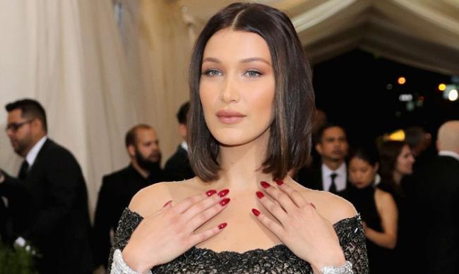 Bella Hadid: Aku Berdiri Bersama Palestina