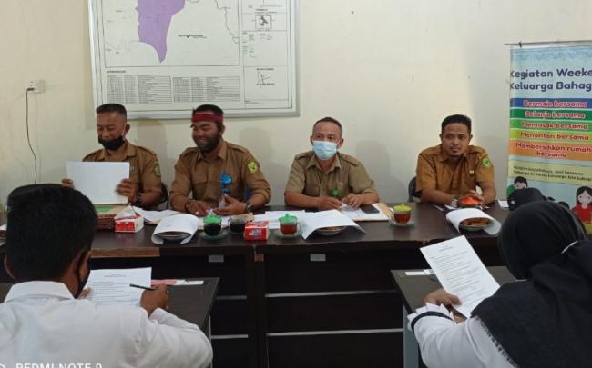 Belasan Peserta Ikut Seleksi Staf Kantor Desa Keton di Lingga
