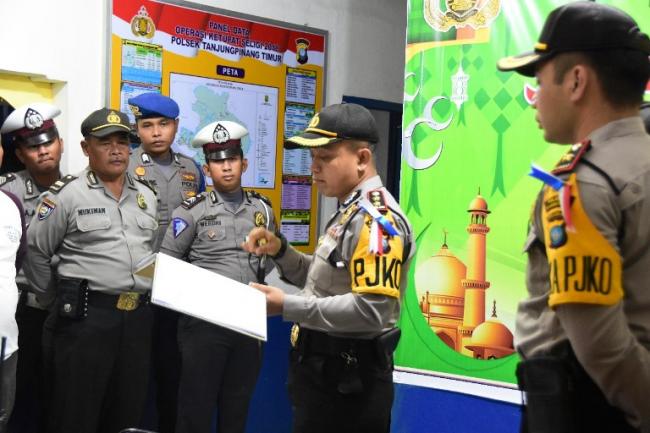 Kapolres Tanjungpinang Pantau Pos Operasi Ketupat Tengah Malam 