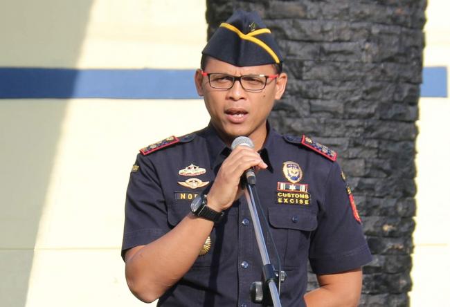 Kepala Bea Cukai Batam Pecat Anak Buah yang Nakal