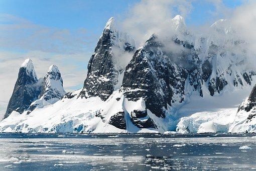 Kasus Corona Terdeteksi di Antartika untuk Pertama Kali