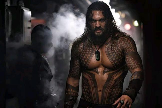 Pemeran Aquaman Grogi Ditonton Buah Hati