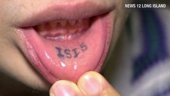 Bikin Tato ISIS di Bibir, Karyawan Ini Dipecat Pimpinannya