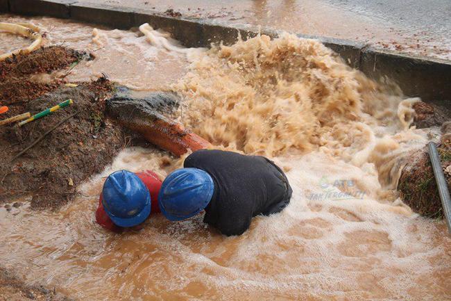 Kebocoran Jaringan Pipa Pengaruhi Suplai Air ke Pelanggan