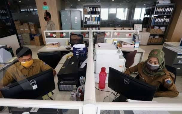 Jam Kerja PNS Wajib Pakai Shift Selama New Normal