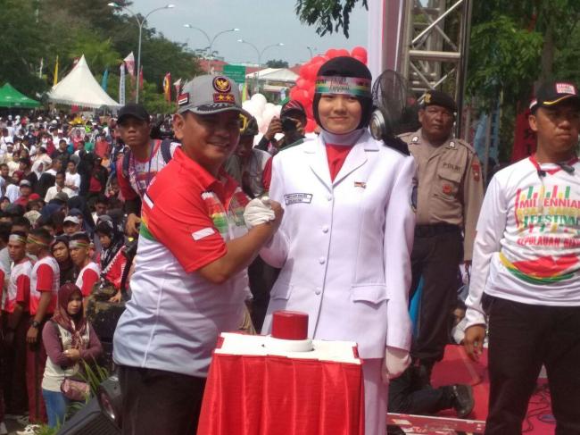 Kapolda Kepri Beri Penghargaan Generasi Millenial Beprestasi di MRSF