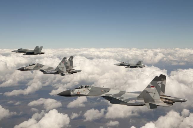 Pesawat Tempur TNI AU Bermanuver di Langit Natuna, Ada Apa?