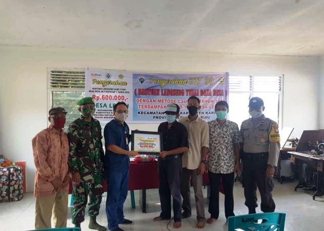 Terima BLT, Warga Belat Karimun Kantongi Rp 600 Ribu