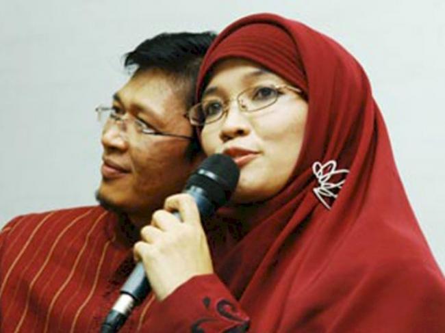 Sidang Cerai Aa Gym-Teh Ninih Ditunda 2 Pekan