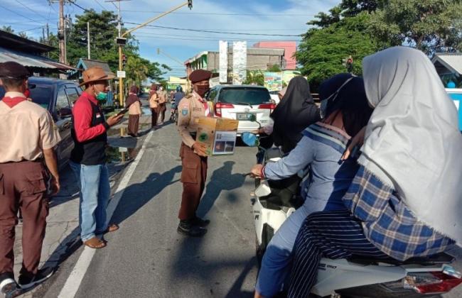FKPS dan Organisasi Sosial Natuna Galang Dana untuk Korban Kebakaran di Jemengan
