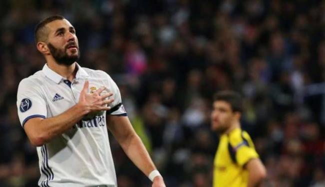 Pesta Gol, Real Madrid Gusur Barcelona dari Puncak Klasemen