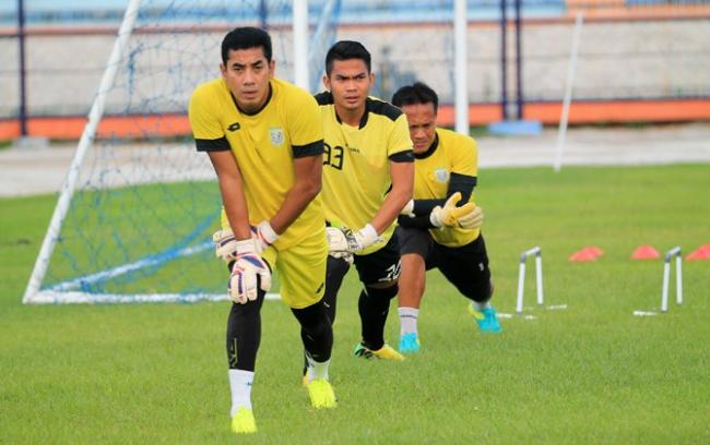 Sepak Bola Tanah Air Berduka, Selamat Jalan Kiper Choirul Huda