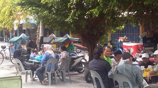 Menyesap Kopi Ameng dan Singapura