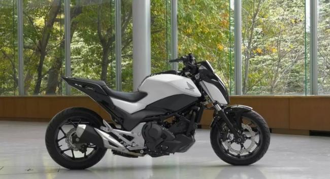 Honda Kenalkan Motor Bisa Berdiri Sendiri di Pameran CES 2017