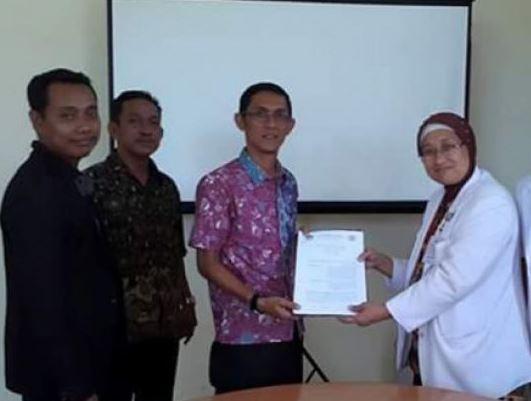 Mantan KPU Lingga Agussyuriawan Daftar Bacaleg Senayang