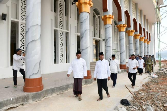Terkesima Masjid Agung Anambas, Isdianto: Kita Jemput Menteri Agama Meresmikan