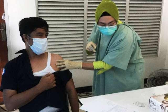 Pakai Vaksin AstraZeneca, Kalangan Jurnalis di Batam Terima Vaksin Covid-19