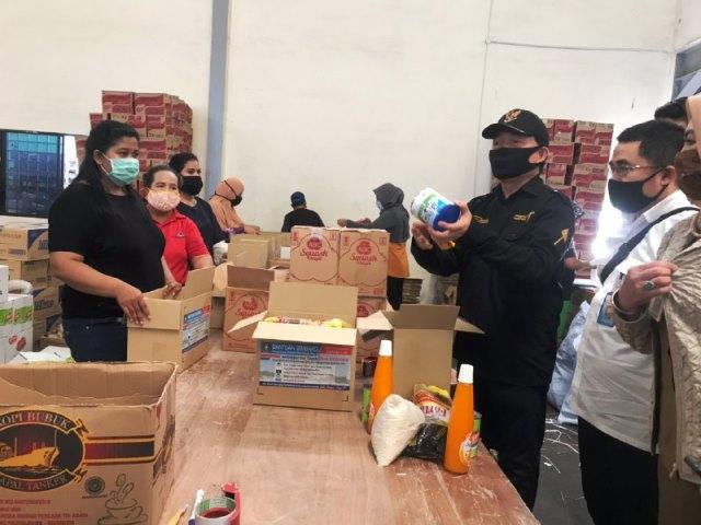 Pemprov Kepri Tebar Ratusan Ribu Paket Sembako di Batam, Ini Isinya