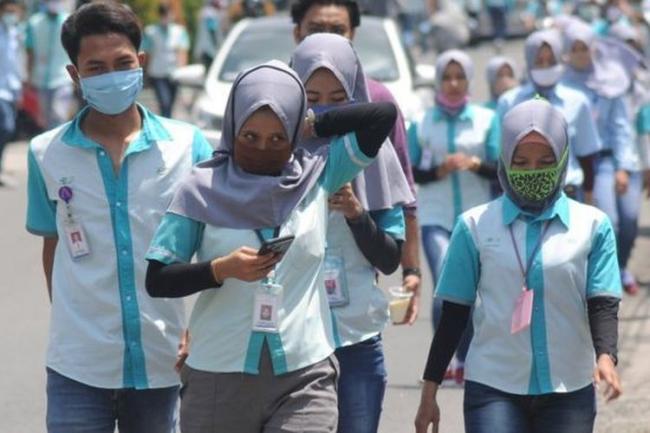 Perusahaan Tempat Kerja Mangkir Bayar THR? Laporkan ke Sini