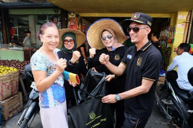 Pungut Sampah di Pasar, Kajati: Jaksa Tidak Hanya Penjarakan Orang