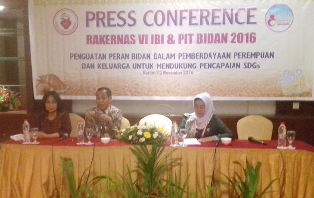 Ribuan Bidan se-Indonesia Gelar Rakernas VI IBI di Batam