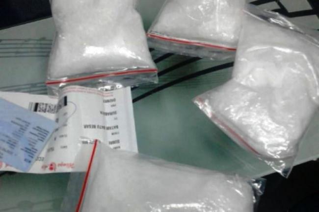 Bea Cukai Amankan 4 Pria Bawa Sabu-sabu di Hang Nadim Batam