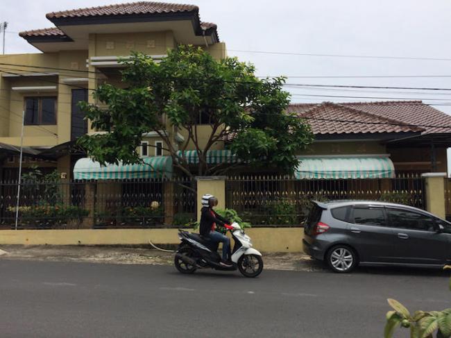 Jadi Tersangka Korupsi, Rumah Tengku Muktharuddin Sepi